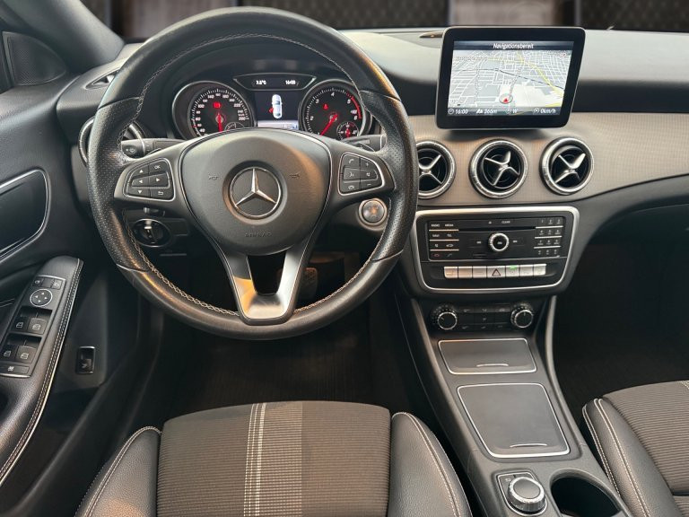 Bild 6: Mercedes CLA