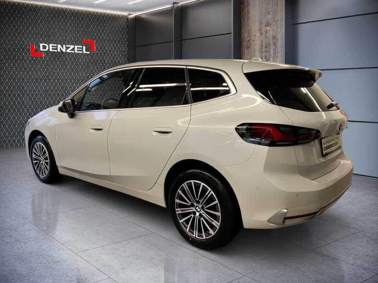 Bild 2: BMW 218i Active Tourer U06 B38