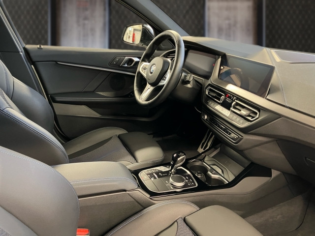 Bild 5: BMW 118d 5-Türer F40