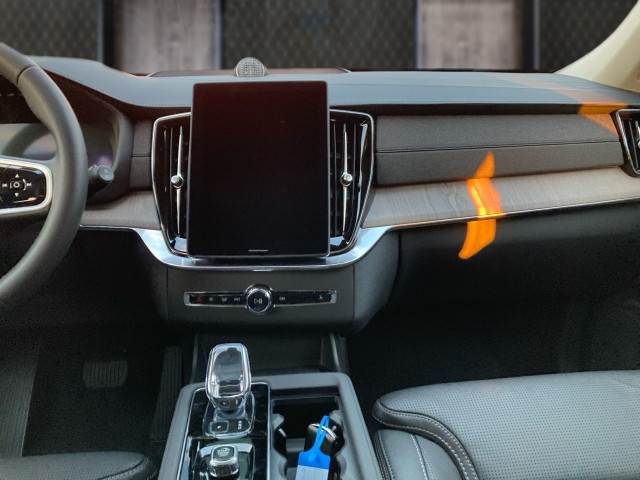 Bild 7: VOLVO PKW XC90 Ultra, T8 AWD Plug-in Hybrid, Elektrisch/Benzin, Dark,