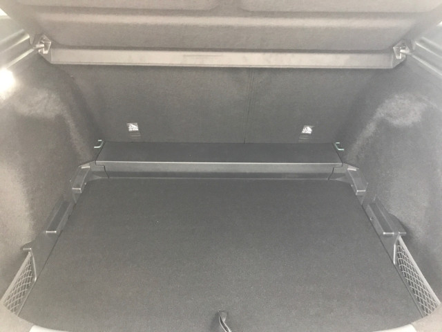 Bild 9: MG ZS HEV Luxury/25