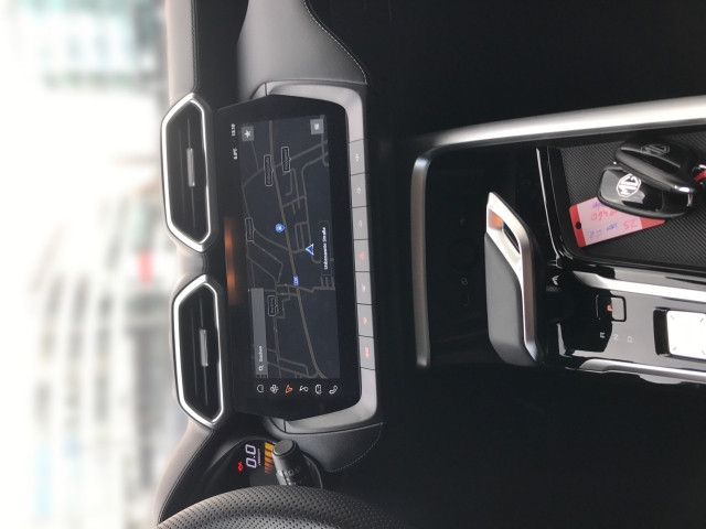 Bild 7: MG ZS HEV Luxury/25