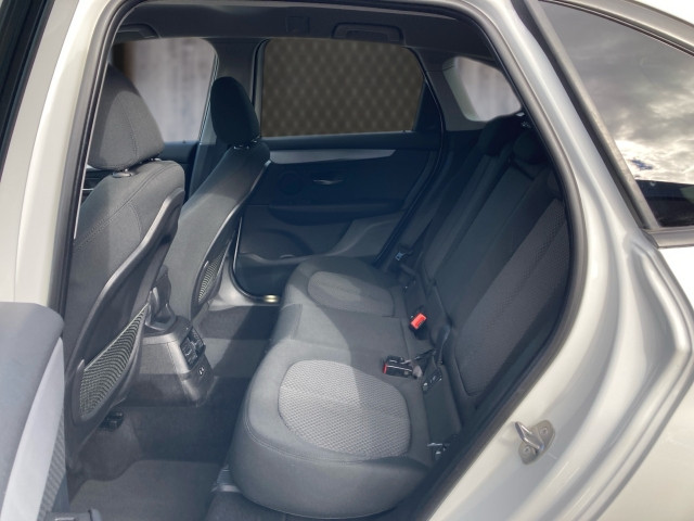 Bild 8: BMW 216d Active Tourer B37 F45