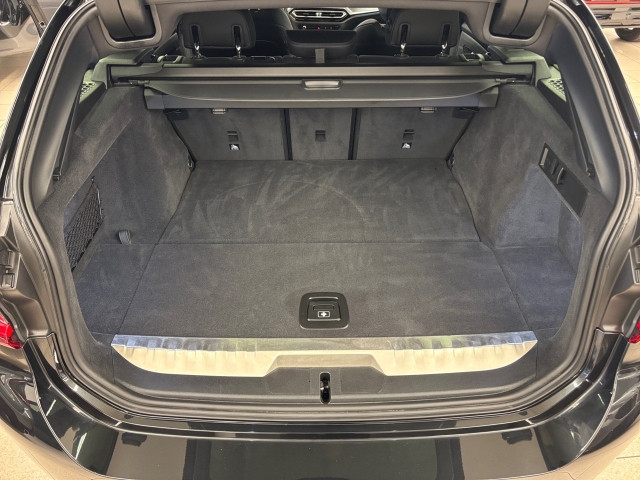 Bild 9: BMW 320e PHEV xDrive Tou