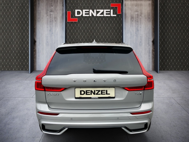 Bild 10: VOLVO PKW XC60 Plus, T6 Plug-in Hybrid, Elektrisch/Benzin, Dark