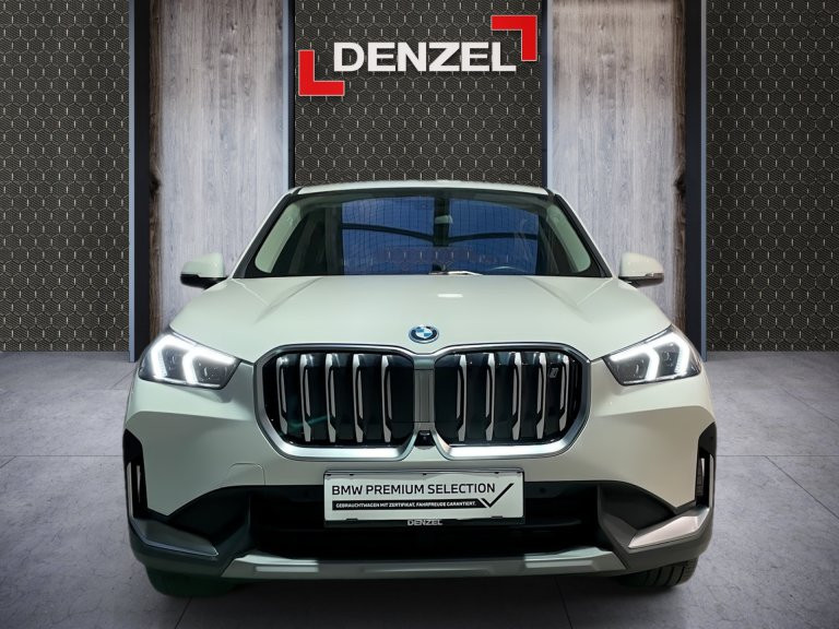 Bild 12: BMW iX1 xDrive30 U11