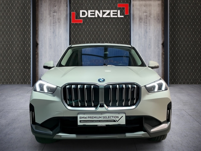 Bild 12: BMW iX1 xDrive30 U11