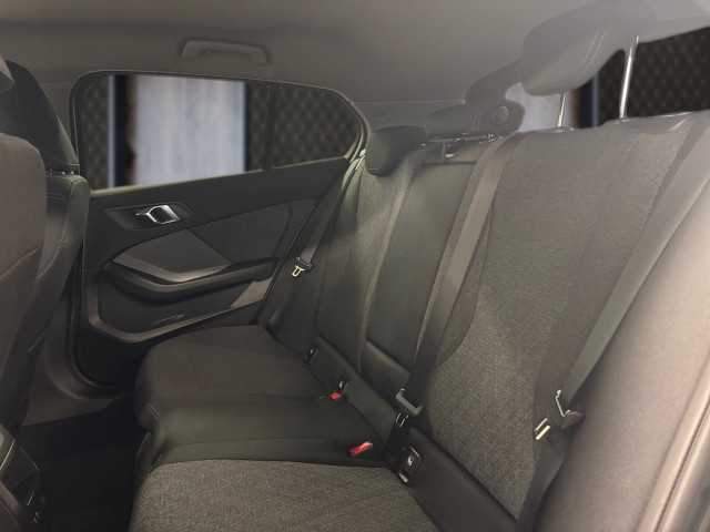 Bild 8: BMW 116 5-Tüerer F70