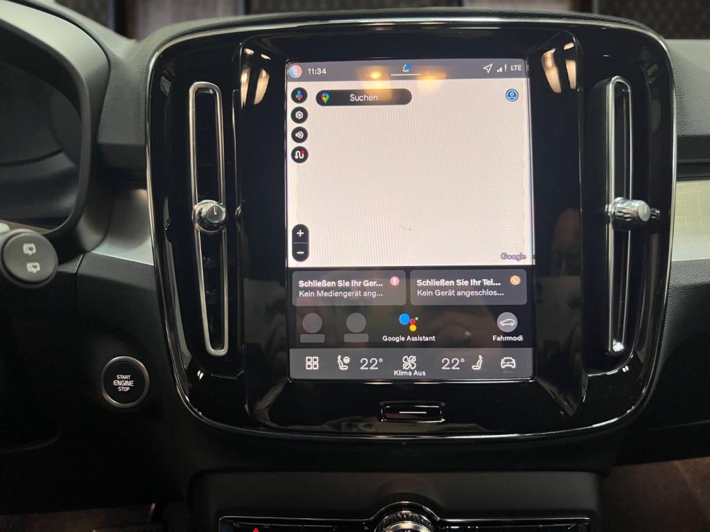 Bild 7: Volvo XC40 B3 Mild Hybrid Plus Dark