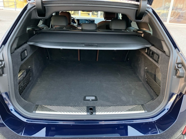 Bild 9: BMW i5 eDrive40 Touring G61