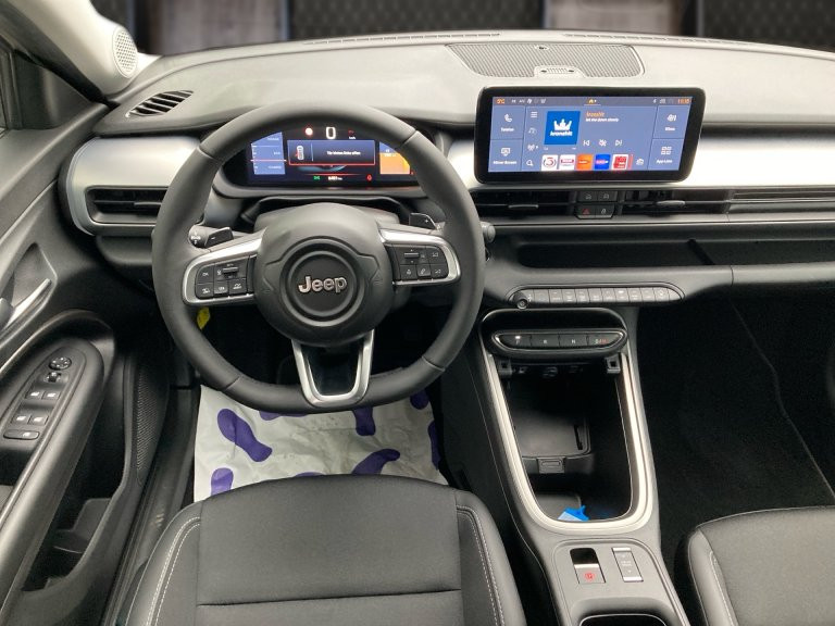 Bild 6: Jeep Avenger 1.2 e-Hybrid Summit e-DCT6