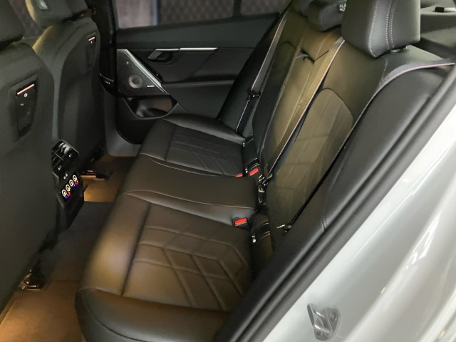 Bild 8: BMW 520d xDrive Limousine G60 B47