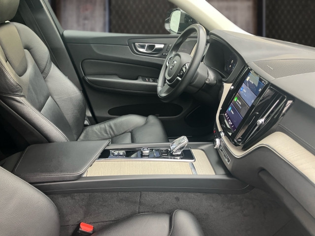 Bild 5: VOLVO PKW XC60 T6 AWD Recharge