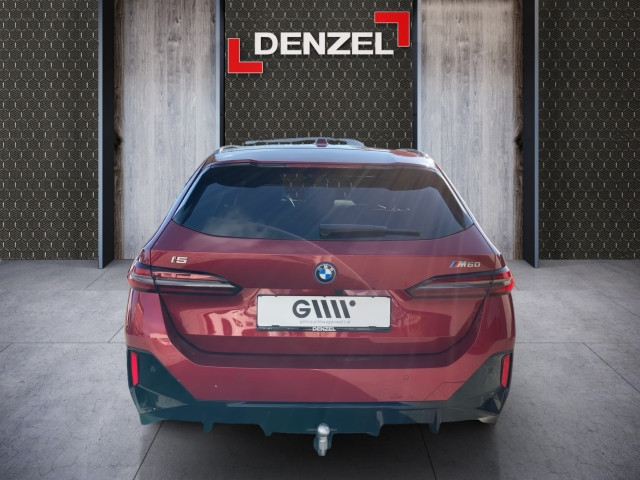 Bild 10: BMW i5 M60 xDrive Touring G61