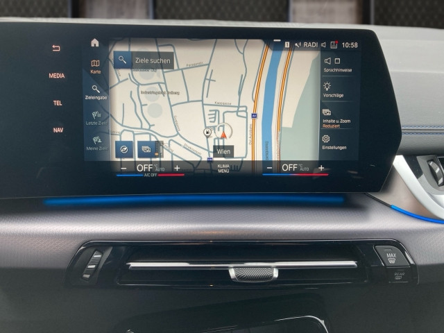 Bild 7: BMW 220i Active Tourer 48V Aut.