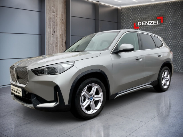 Bild 0: BMW iX1 eDrive20 U11