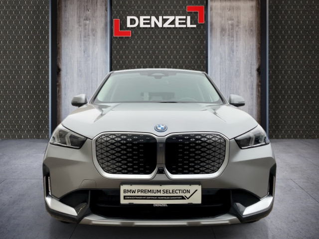 Bild 12: BMW iX1 eDrive20 U11