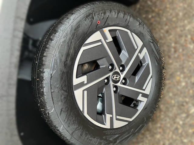 Bild 4: Hyundai Tucson NX4 Jubile 1,6 T-GDi 2WD 48V