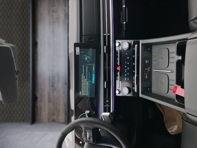 Bild 7: Hyundai Santa Fe (MX5) Prestige Line 1.6 T-GDI PHEV 4WD