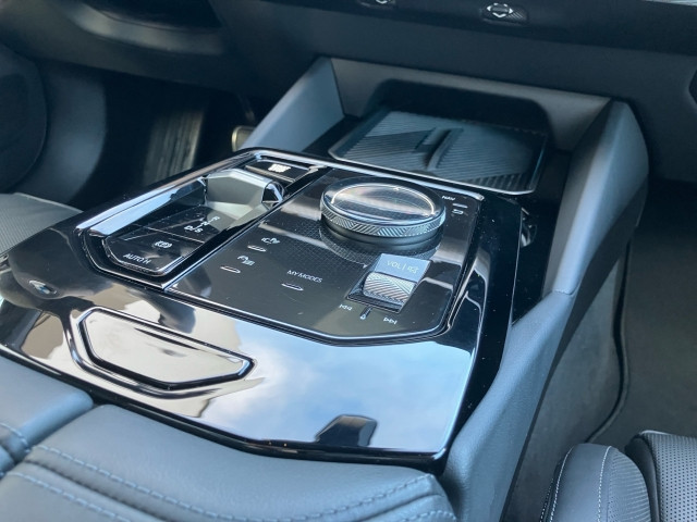 Bild 8: BMW 520d xDrive Limousine G60 B47