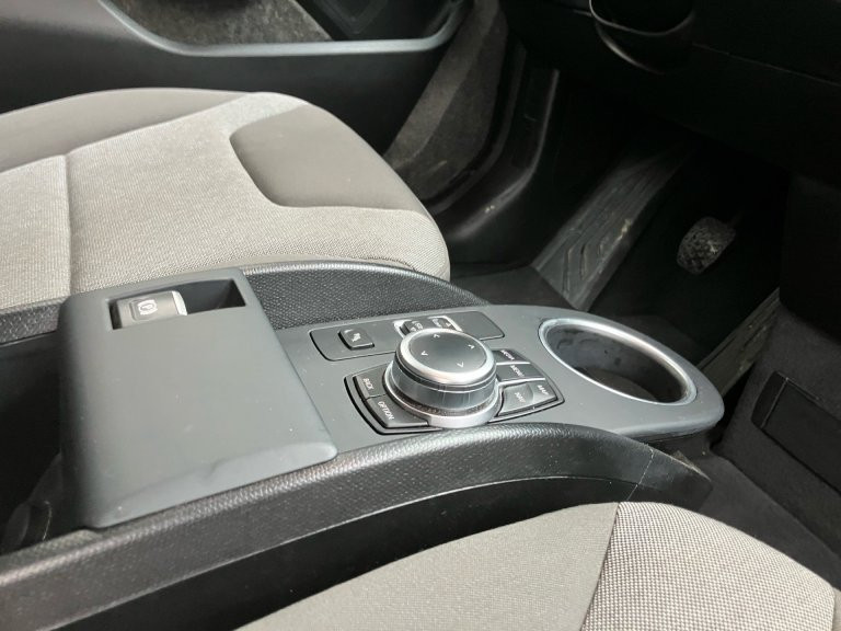 Bild 8: BMW PKW i-Serie i3 eDrive BEV i01 IB1