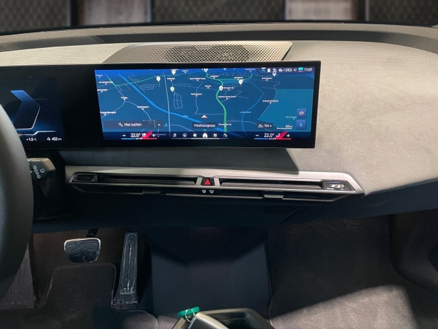 Bild 7: BMW PKW i-Serie iX xDrive60