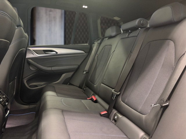 Bild 8: BMW X3 xDrive 20d Aut.