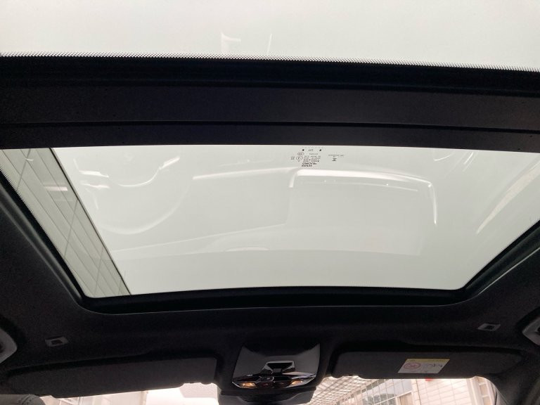 Bild 12: BMW X1 sDrive20i 48V Aut.