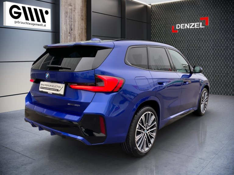 Bild 3: BMW X1 sDrive20i 48V Aut.