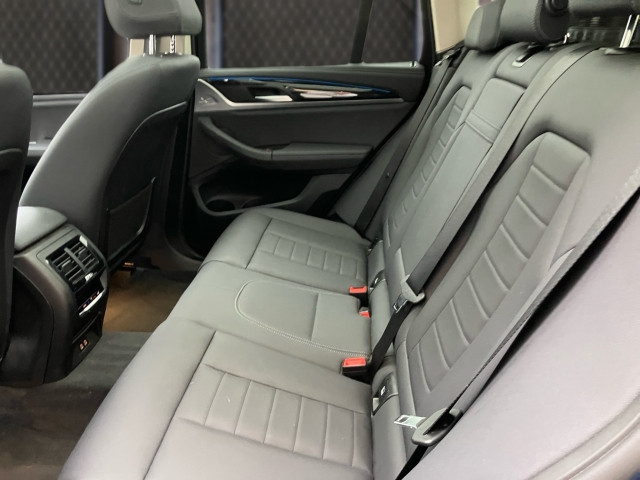 Bild 9: BMW iX3 G08 HA0