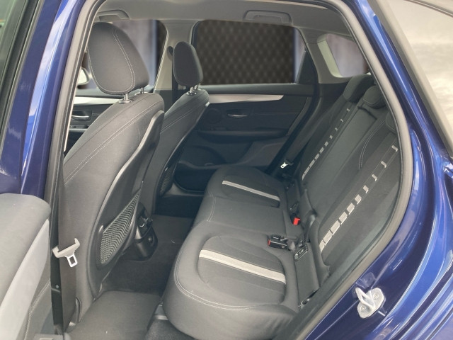 Bild 8: BMW 216i Active Tourer F45
