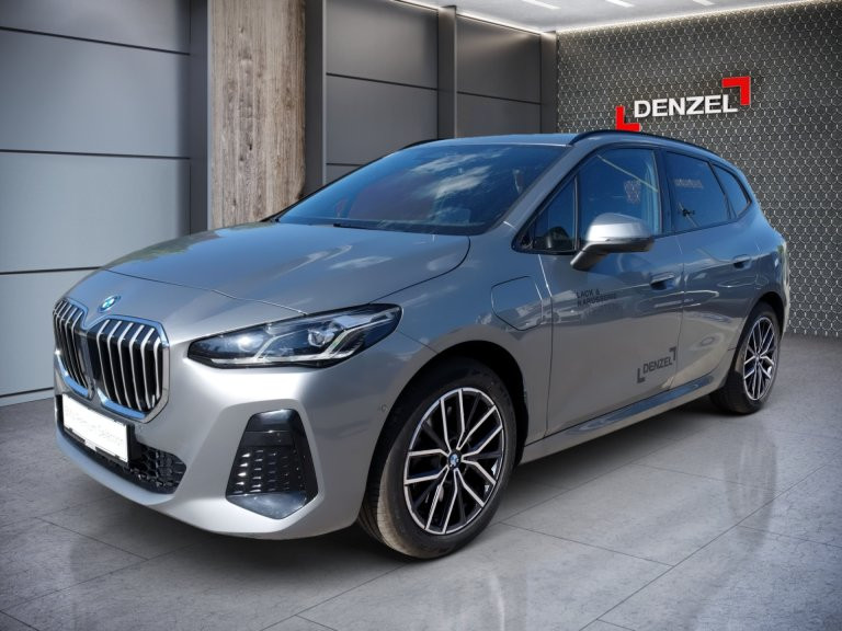 Bild 0: BMW 230e xDrive Active Tourer U06 XB2