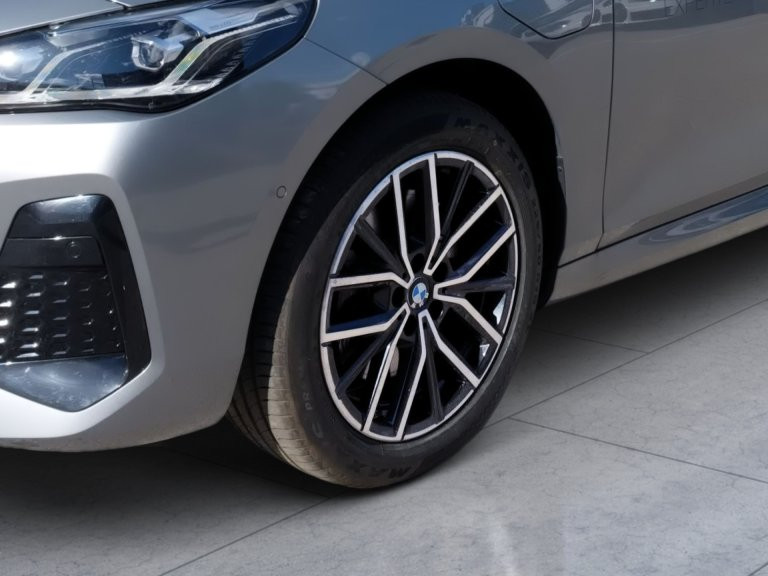 Bild 7: BMW 230e xDrive Active Tourer U06 XB2