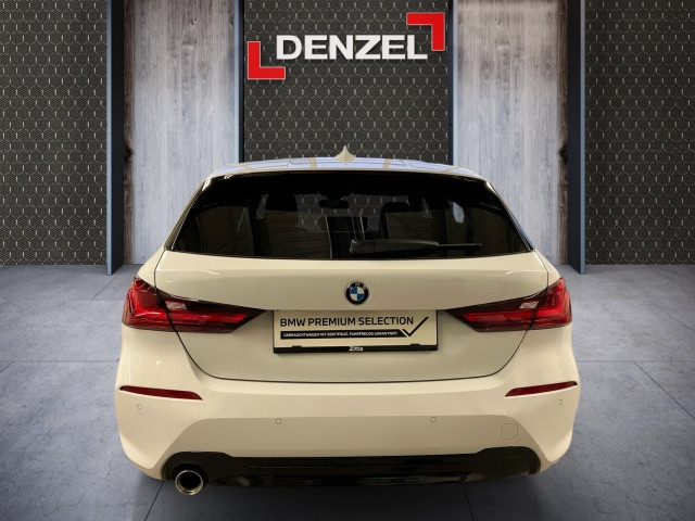 Bild 10: BMW 118i 5-Türer F40