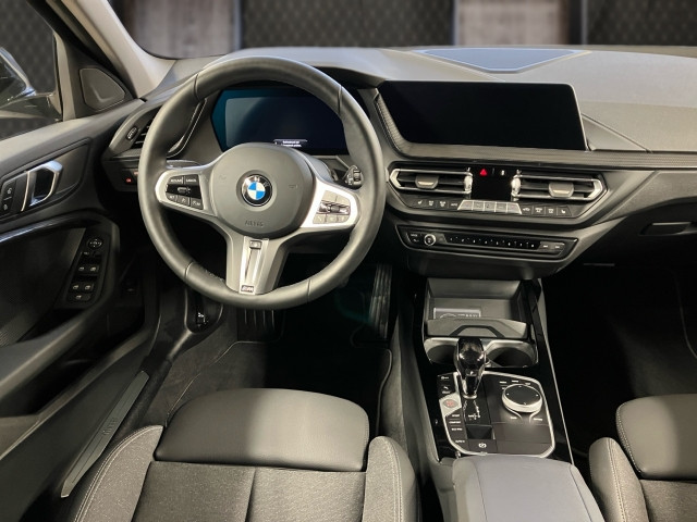 Bild 6: BMW 118i 5-Türer F40