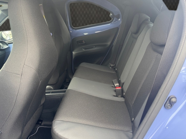 Bild 8: Toyota AYGO X 1,5 l Lounge CVT