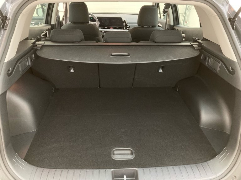 Bild 9: Kia SPORTAGE/SILBER/UVO/1.6/CRDI/48V/DCT7/136