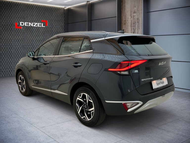 Bild 2: Kia SPORTAGE/SILBER/UVO/1.6/CRDI/48V/DCT7/136