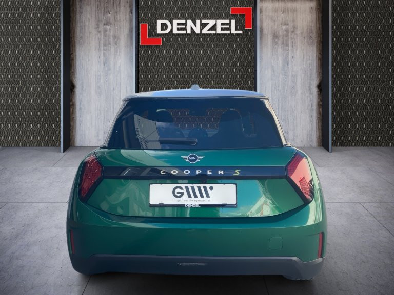 Bild 10: Mini Cooper SE J01