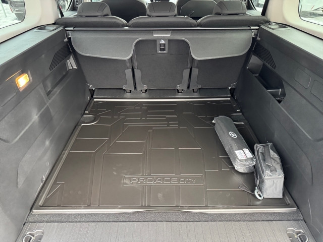 Bild 9: Toyota Proace City Verso 1,5l 130PS Family+ L2