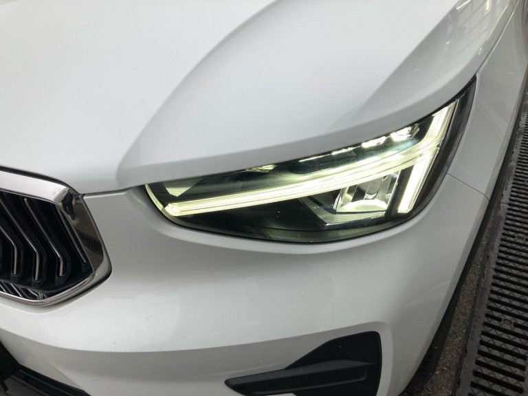 Bild 11: VOLVO PKW XC40 T4 Recharge PHEV