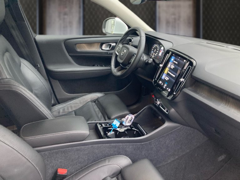 Bild 5: VOLVO PKW XC40 T4 Recharge PHEV