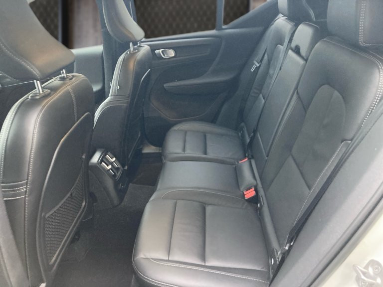 Bild 8: VOLVO PKW XC40 T4 Recharge PHEV