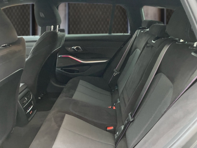 Bild 9: BMW 330e xDrive Touring G51