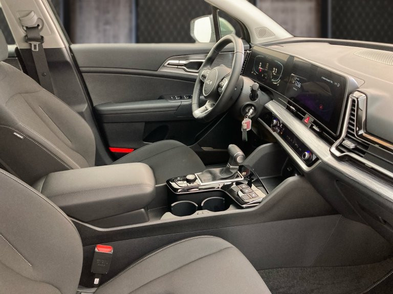 Bild 5: Kia SPORTAGE/SILBER/UVO/1.6/TGDI/48V/DCT7/0/160/ISG