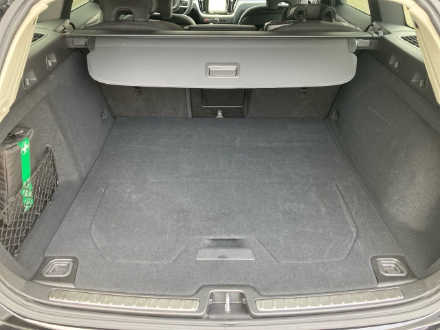 Bild 9: VOLVO PKW V60 B4 (P) Core Geartronic