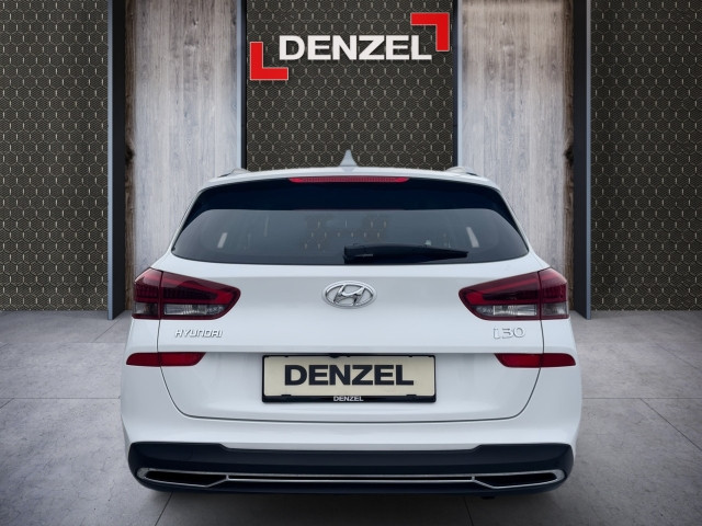 Bild 10: Hyundai i30 CW 1,0 T-GDI Edi