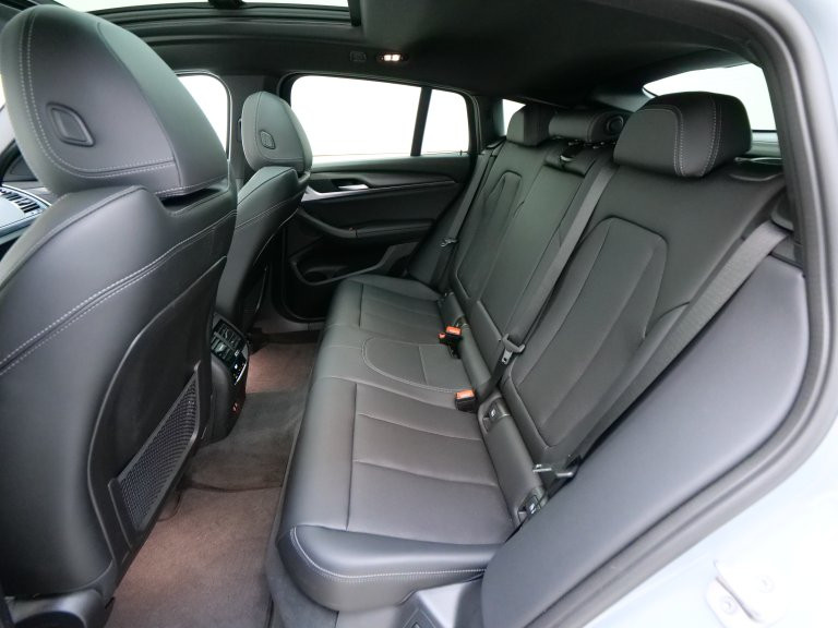 Bild 17: BMW X4 xDrive 20i Aut.