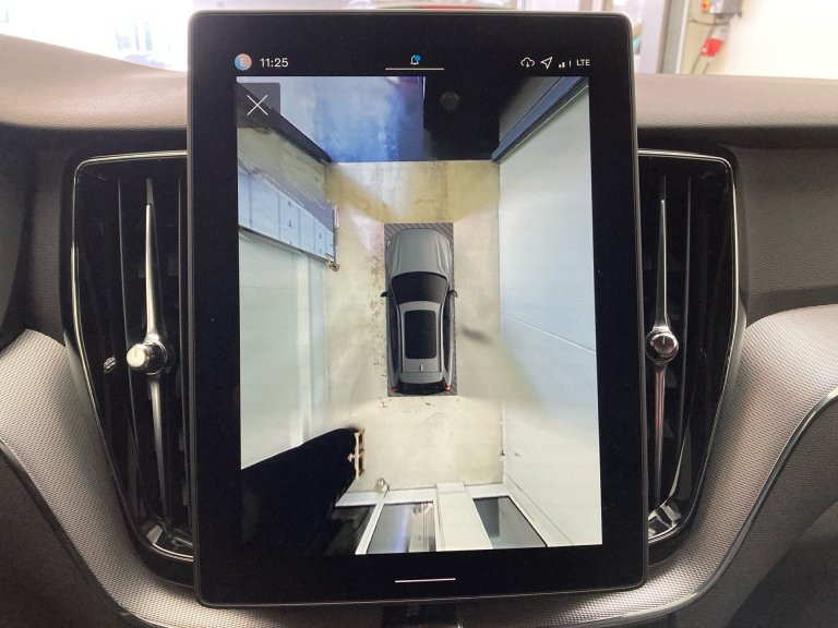 Bild 13: VOLVO PKW XC60 Black Edition P