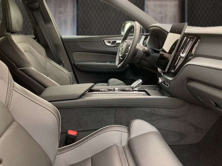 Bild 5: VOLVO PKW XC60 Black Edition P